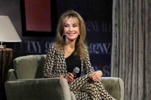 Susan Lucci Sarah Snook Broadway Photo