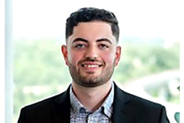 Lukman Hakeem-Mustafa Seyal: Academic Achievements and Profile