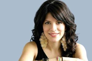 Maura Mendoza Garcia: Biography, Career, Music, and Community Impact